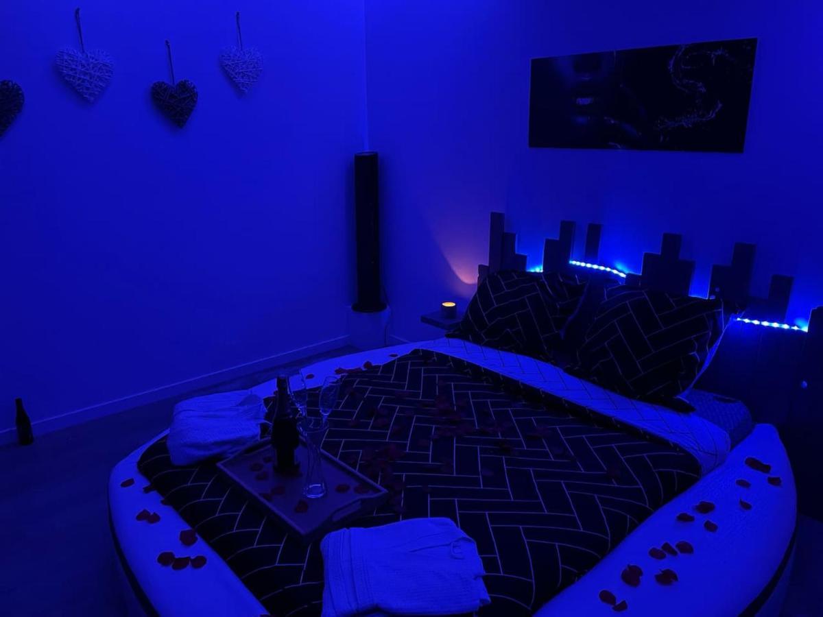Love Room Gémozac Εξωτερικό φωτογραφία