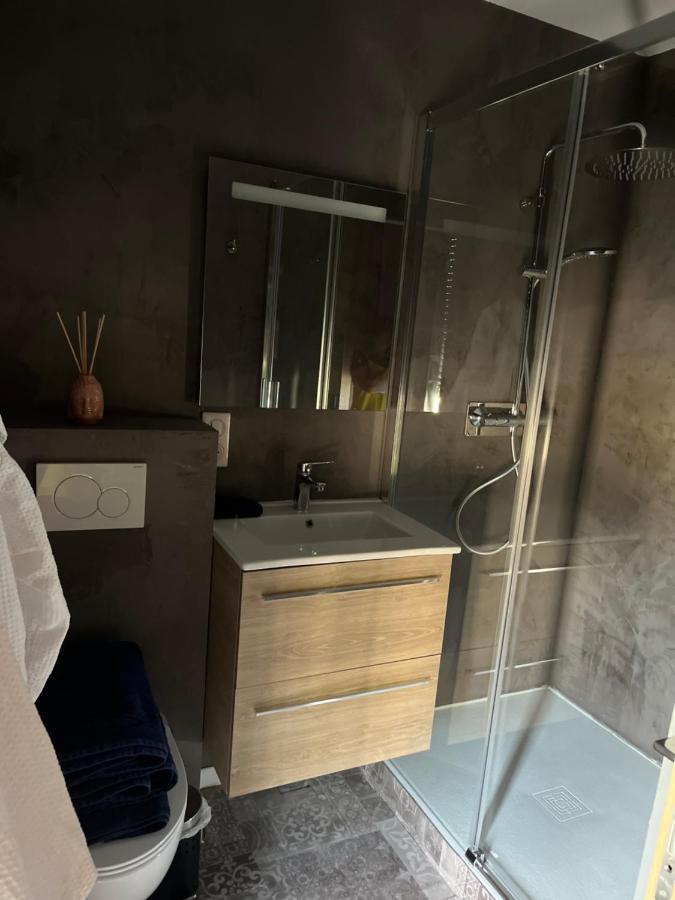 Love Room Gémozac Εξωτερικό φωτογραφία